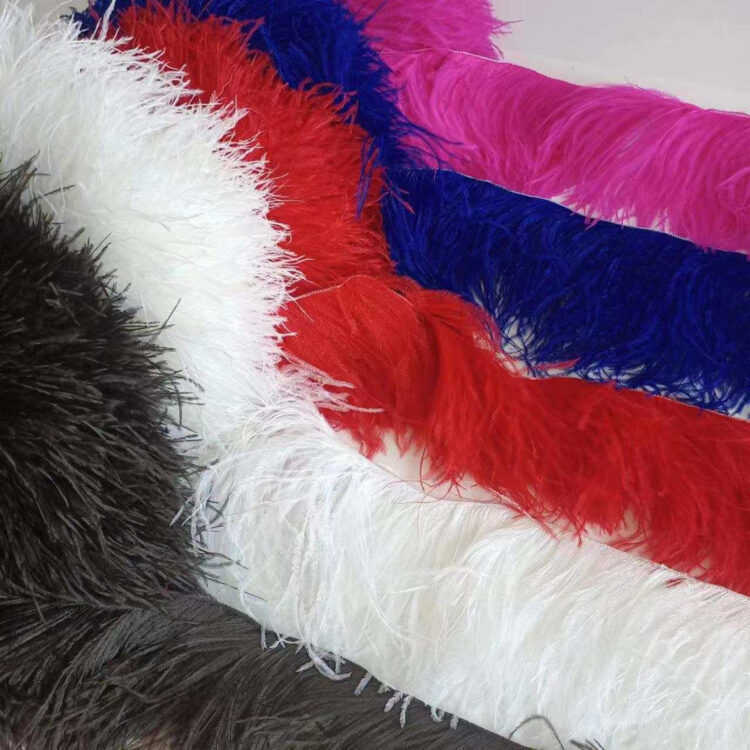 Corded Ostrich (3ply, 10/15cm) - White, 1m