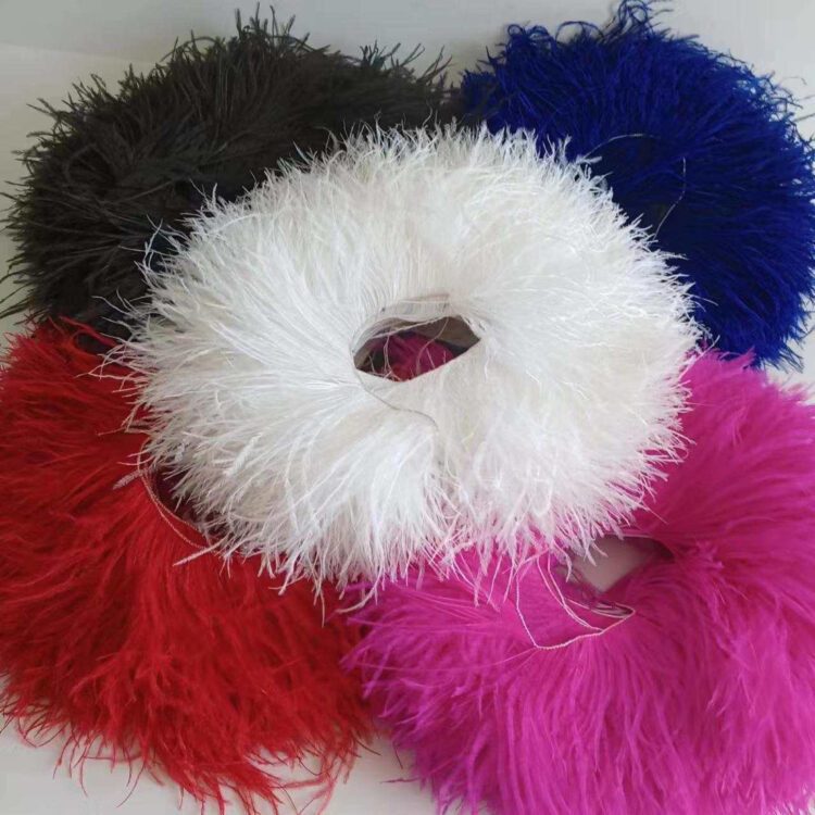 Corded Ostrich (3ply, 10/15cm) - White, 0.5m