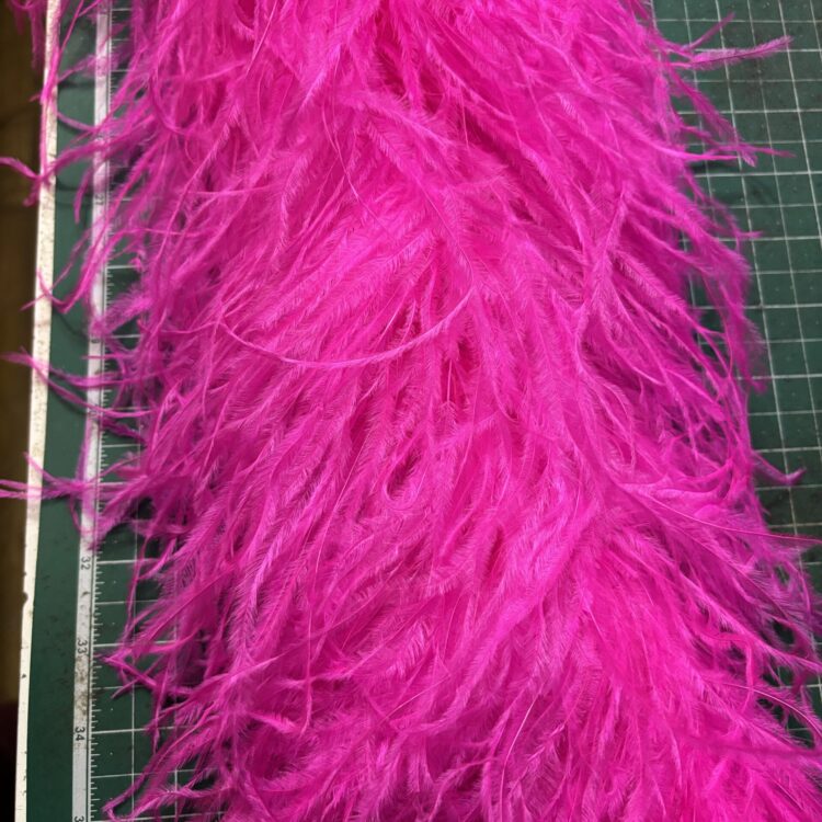 LUXURY 10 PLY OSTRICH FEATHER BOA BRIGHT PINK - 1 meter, Bright pink