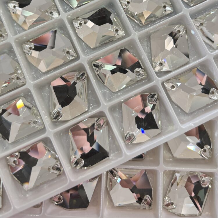 Cosmic Flat Backs Non-Hotfix - Clear - 13x17mm