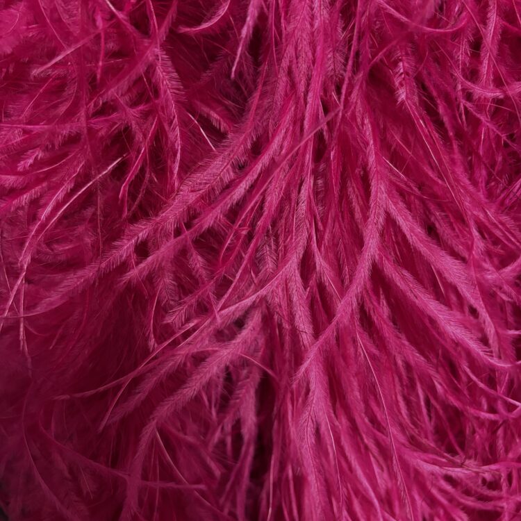 Ostrich Boa (5ply, 15/18cm) - Mulberry, 1m