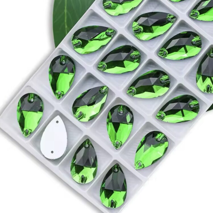 Pear Drop Flat Backs Non-Hotfix 13 x 22mm Parrot green