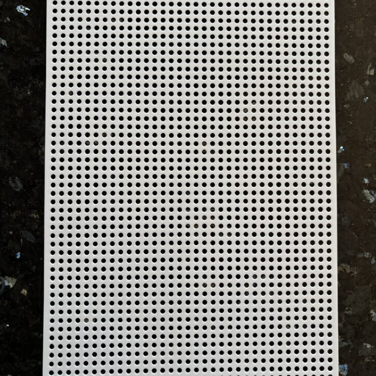 Crystal placement grid stencil (A4 1666 pre-cut holes).