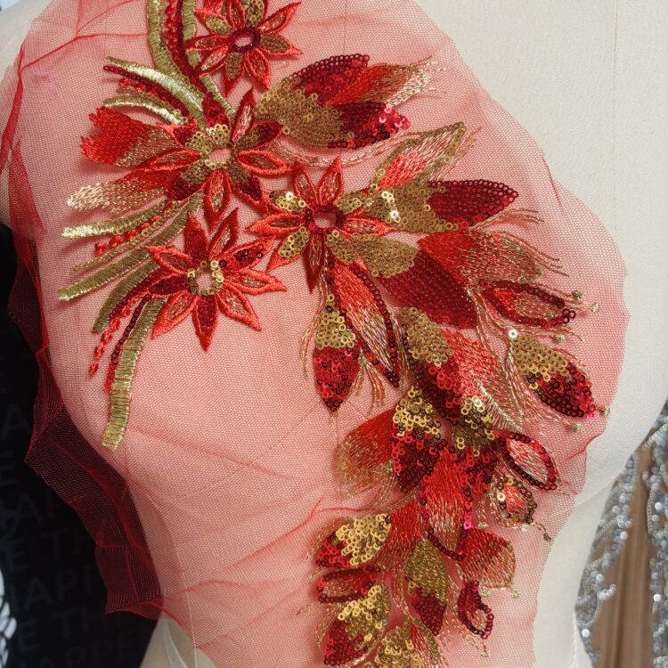 Jasmin sequin patch 16" x 7.5" red