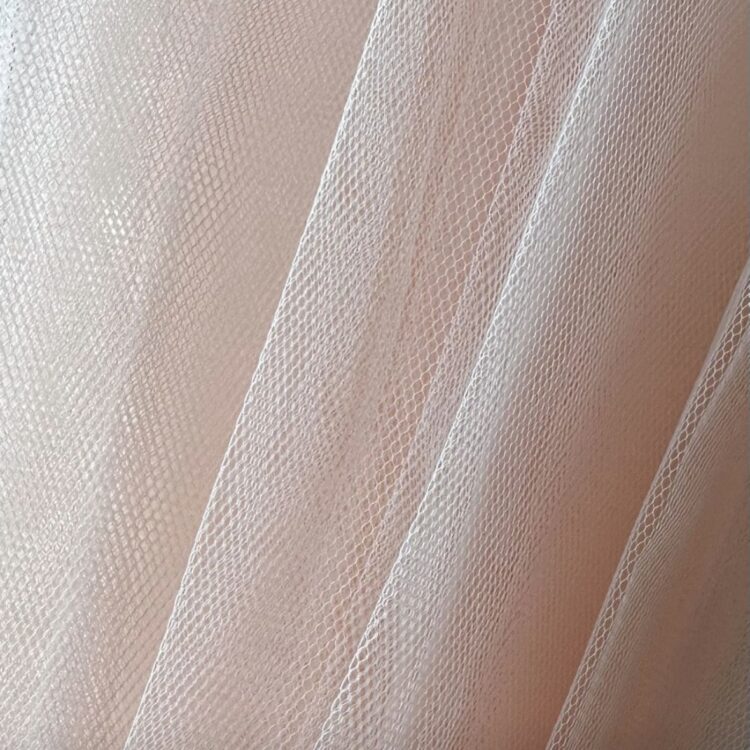 3 meter wide Italian Net (contains Formaldehyde ) Pesco (light peach) 40 Denier