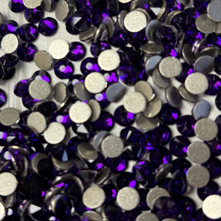 Luna Crystals - Purple velvet