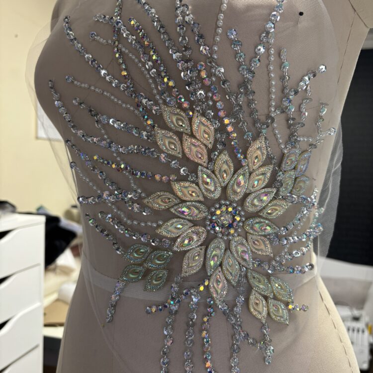 AB Crystal embellishment Sun Ray - 14.5 x 10.5