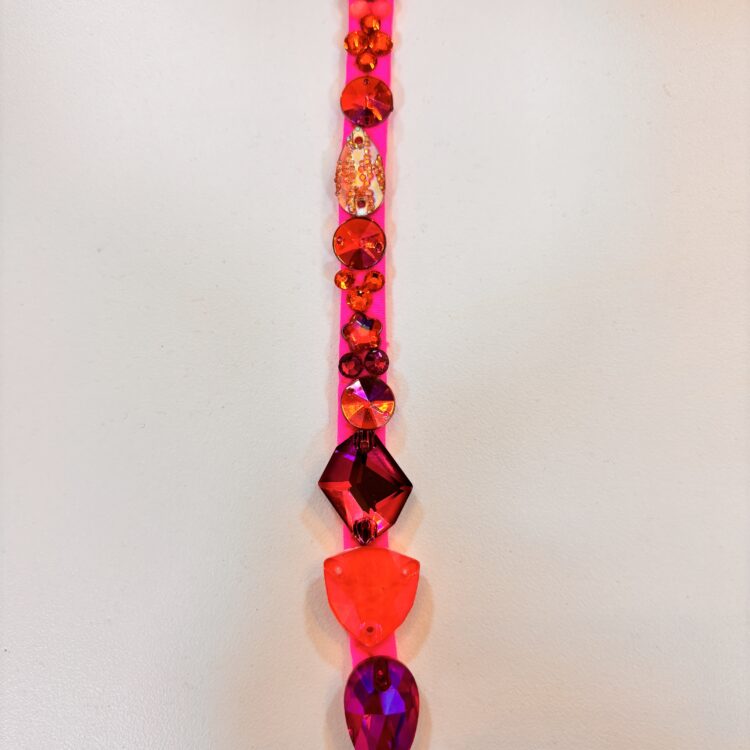 Sparkling rhinestone hair strip