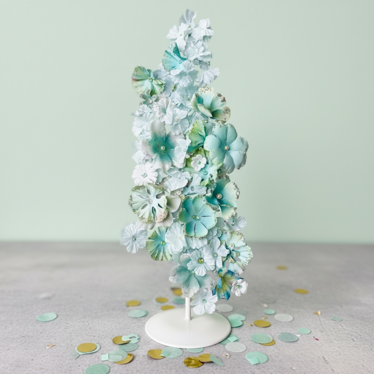 Flowers Mix of greens - 50 pieces